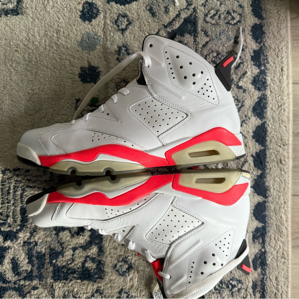 Air Jordan 6 Retro Infrared - Picture 3 of 14